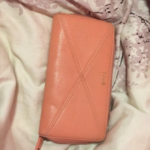 Salmon wallet